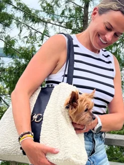 Bowsers Fashionable Small Dog Carrier Bag