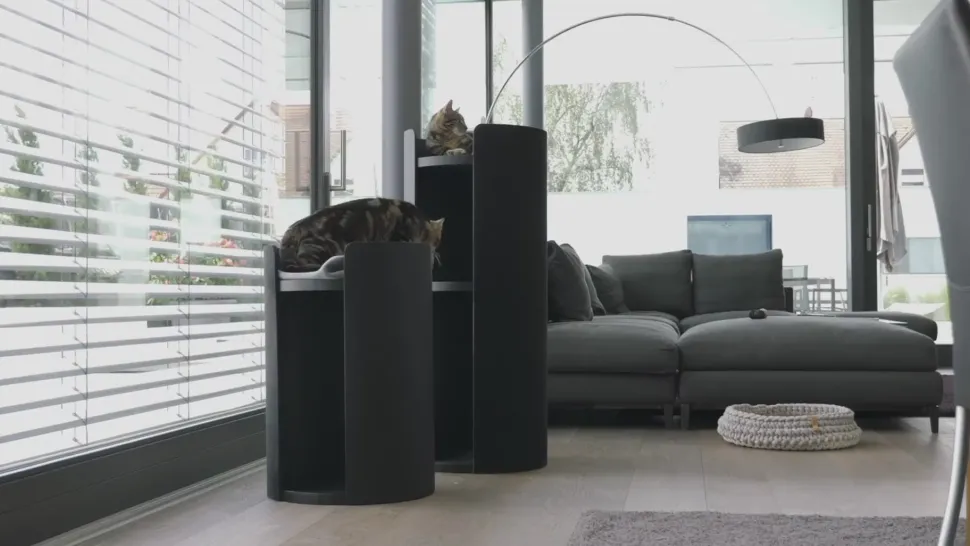 Modern Torre Cat Scratching Post With Cushion - Black