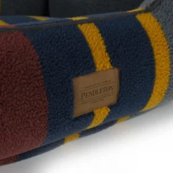 Pendleton Kuddler Dog Bed Vintage Camp Lake